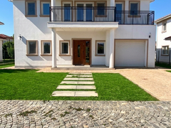 Tamasi, Corbeanca